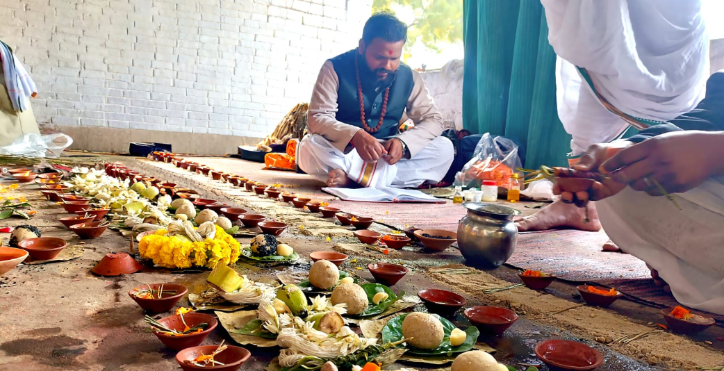 Parvan Shradh ritual in Kashi Varanasi